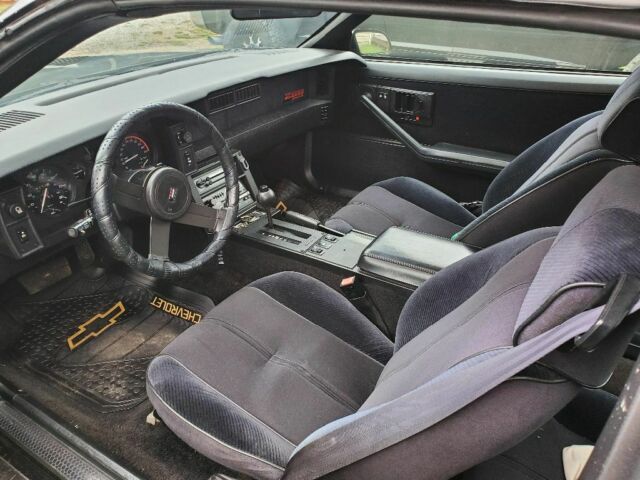 1986 Black Chevrolet Camaro