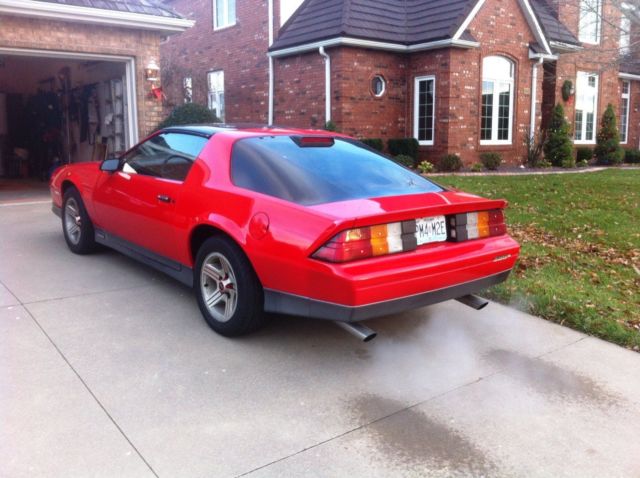 1986 Red Chevrolet Camaro Coupe