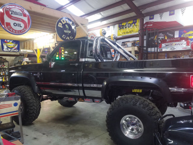 1986 Black Chevrolet Silverado 1500 Standard Cab Pickup