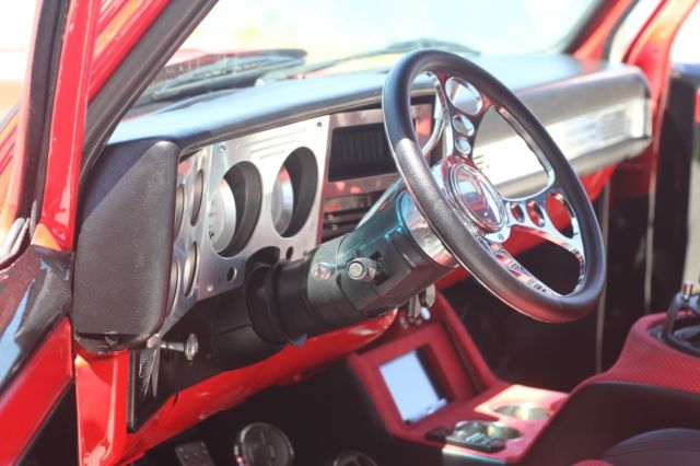 1986 Red Chevrolet C-10