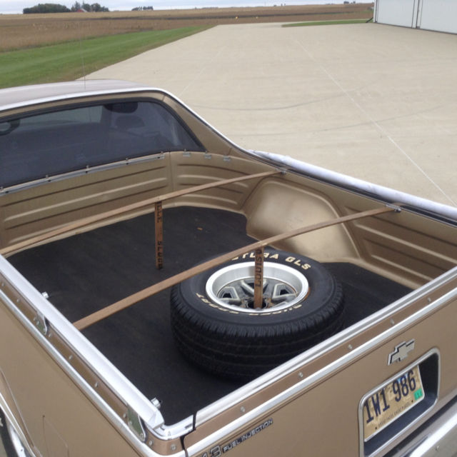 1986 Tan Chevrolet El Camino Standard Cab Pickup