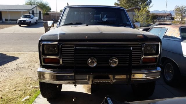 1986 Black Ford F-150 Standard Cab Pickup