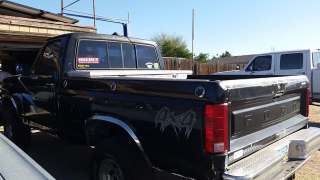 1986 Black Ford F-150 Standard Cab Pickup