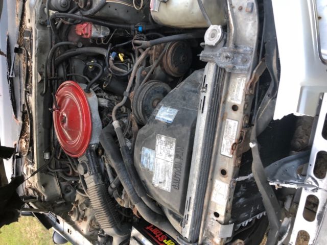 1986 Gray Ford Thunderbird Coupe