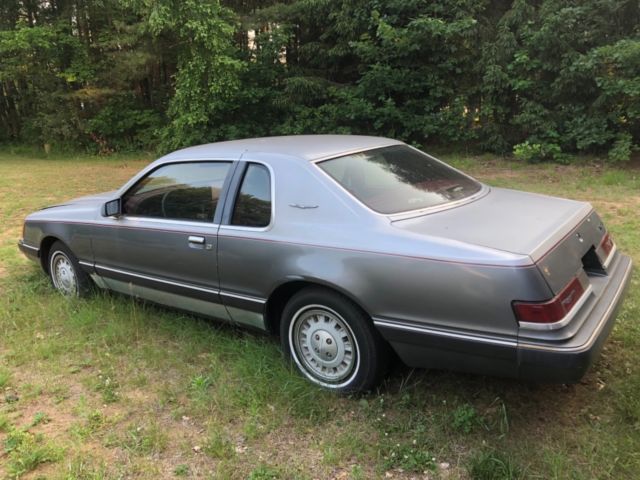 1986 Gray Ford Thunderbird Coupe