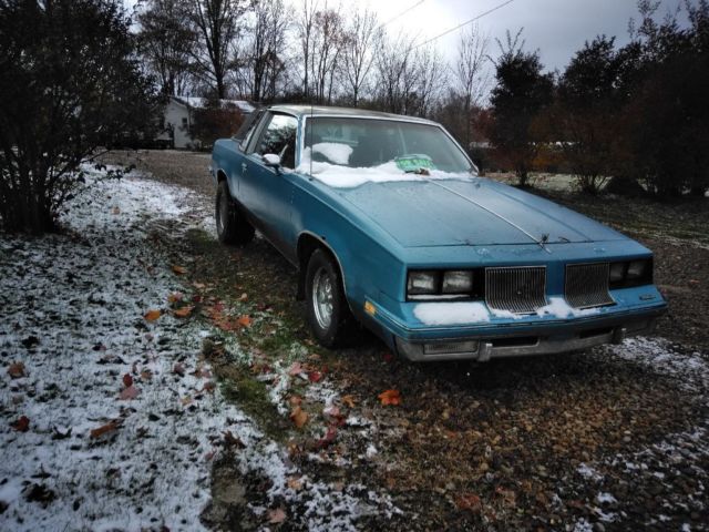 1986 Blue Oldsmobile Cutlass Coupe