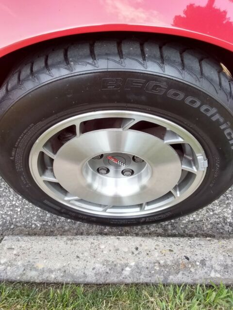 1986 Red Chevrolet Corvette