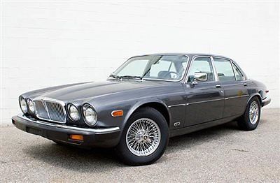 1986 Gray Jaguar XJ6 Sedan