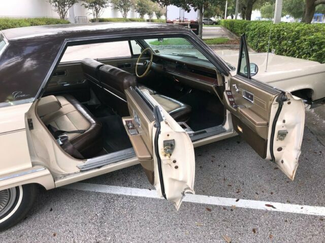 1967 Tan Chrysler Imperial Sedan