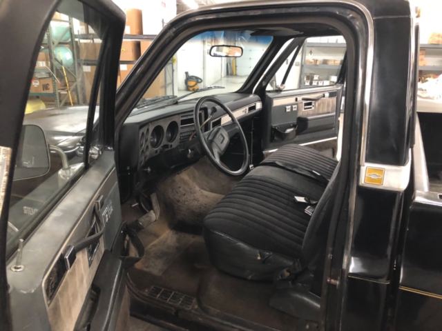 1987 Black Chevrolet C-10 Standard Cab Pickup