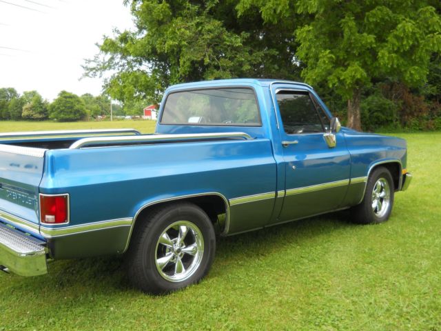 1987 Blue Chevrolet C/K Pickup 1500 short bed
