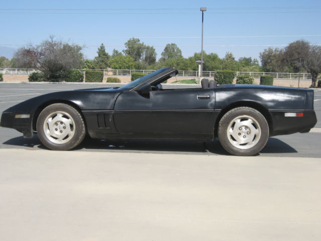 1987 Silver Chevrolet Corvette Convertible
