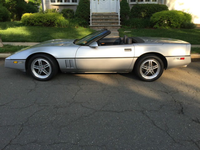 1987 Silver Chevrolet Corvette Convertible
