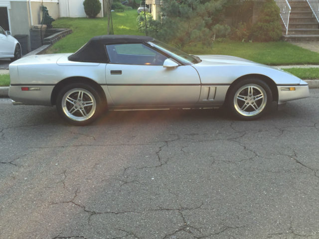 1987 Silver Chevrolet Corvette Convertible