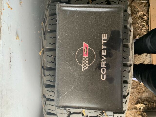 1987 Orange Chevrolet Corvette Coupe