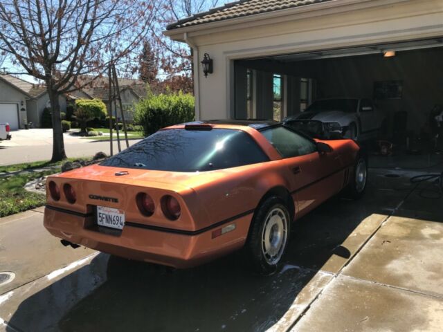 1987 Orange Chevrolet Corvette Coupe