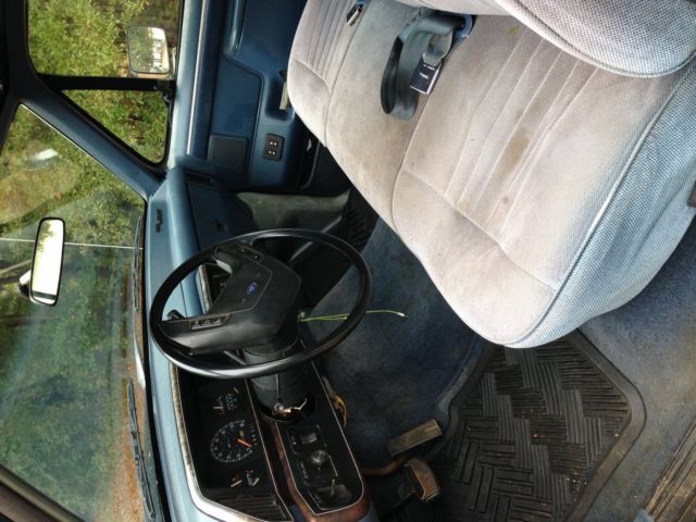 1987 BLUE/SILVER Ford F-150 STD CAB