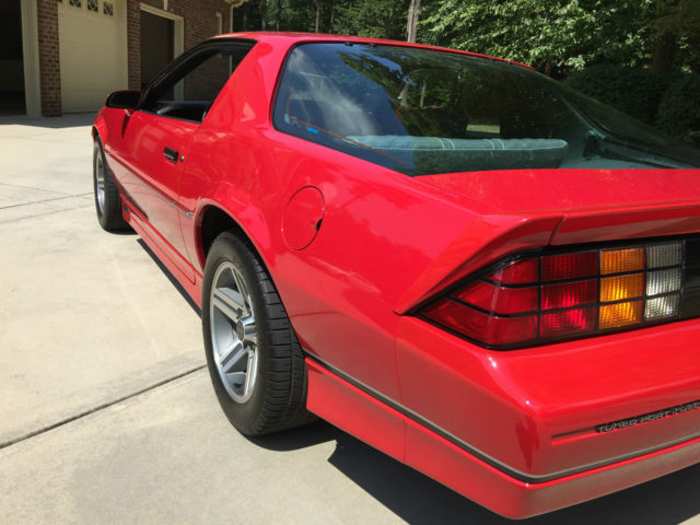 1987 Red Chevrolet Camaro Coupe