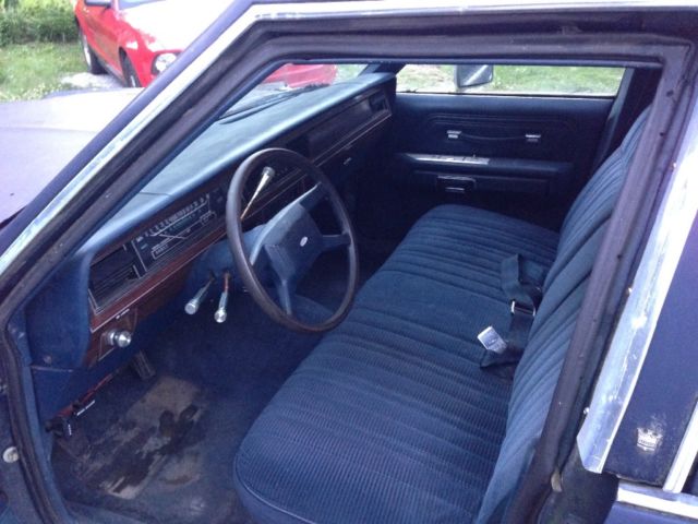 1987 Ford Crown Victoria