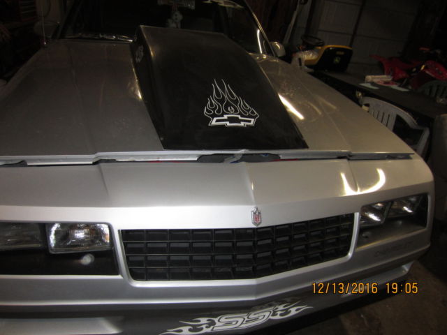 1987 Gray Chevrolet Monte Carlo Coupe