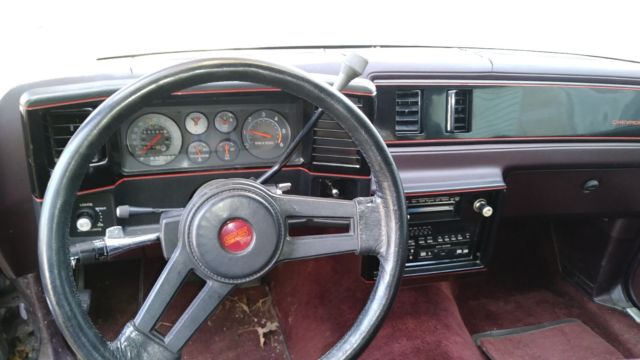 1987 Burgundy Chevrolet Monte Carlo Coupe