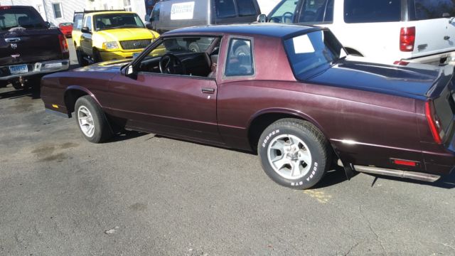 1987 Burgundy Chevrolet Monte Carlo Coupe