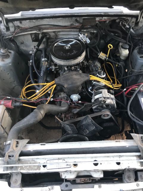 1987 White Ford Mustang Coupe