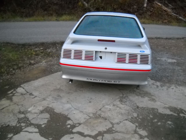 1987 White Ford Mustang Hatchback