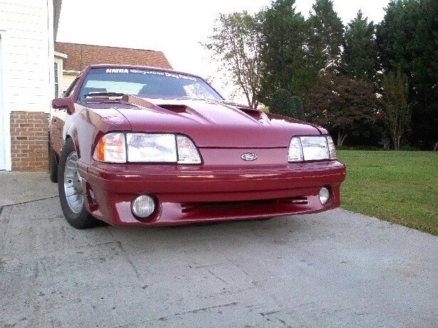 1987 CABERNET RED Ford Mustang COUPE HATCHBACK