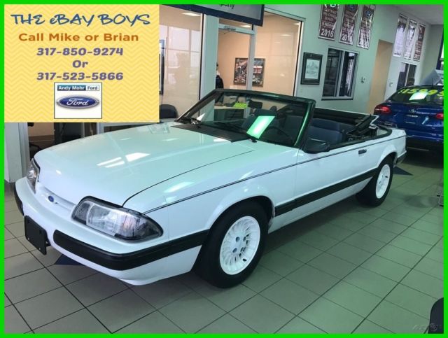1987 White Ford Mustang