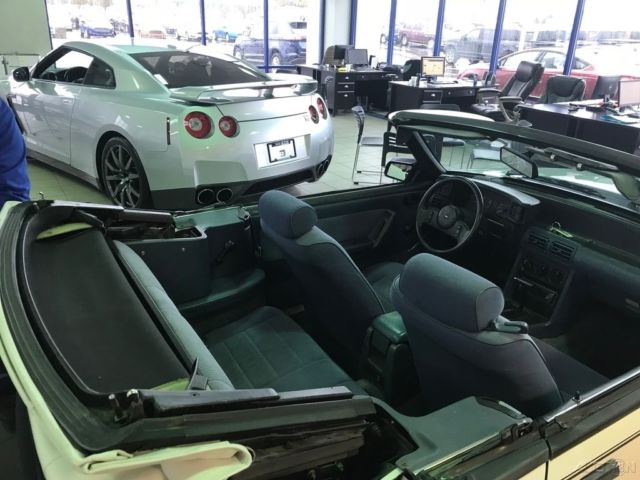 1987 White Ford Mustang