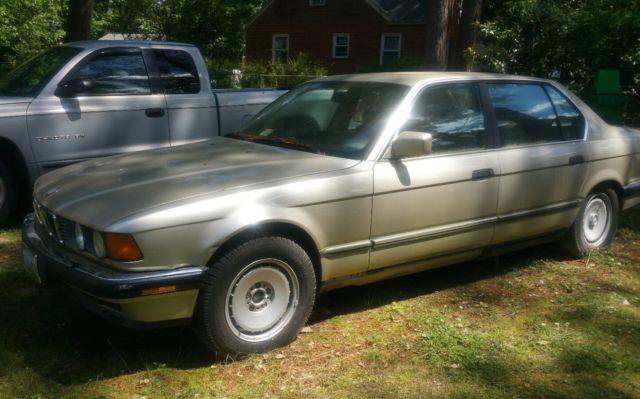 1988 Gold BMW 7-Series Sedan