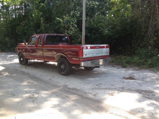 1988 Burgundy Ford F-250 Extended Cab Pickup