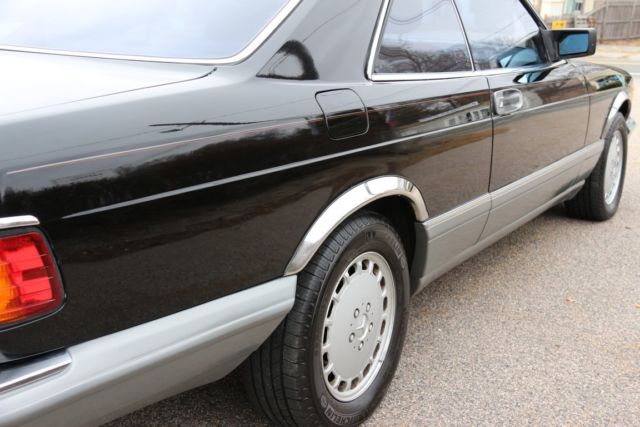 1988 Black Mercedes-Benz 500-Series Coupe