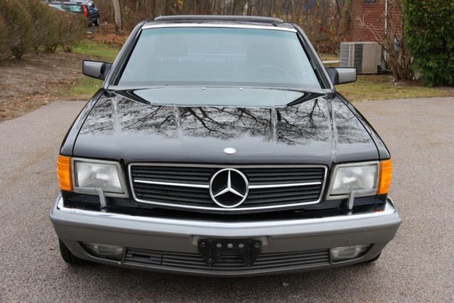 1988 Black Mercedes-Benz 500-Series Coupe