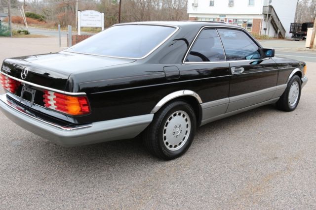 1988 Black Mercedes-Benz 500-Series Coupe
