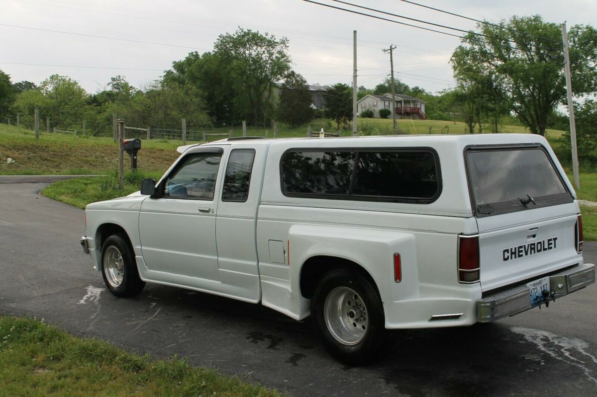 1988 Chevrolet S-10 Cab & Chassis