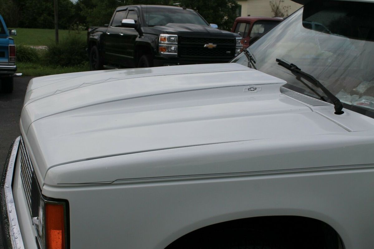 1988 Chevrolet S-10 Cab & Chassis