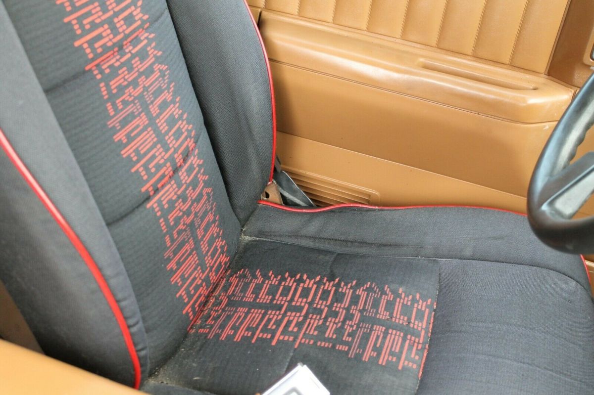 1988 Chevrolet S-10 Cab & Chassis