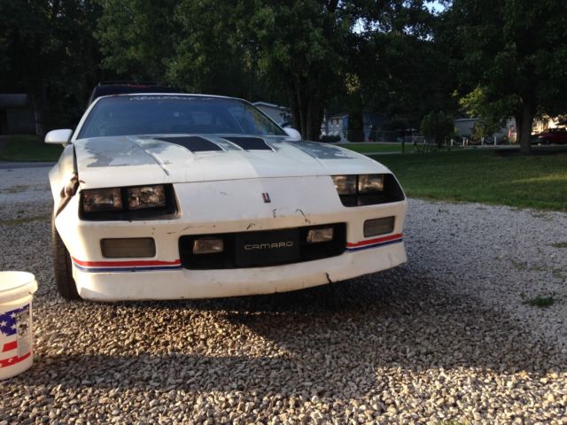 1989 White Chevrolet Camaro Hatchback