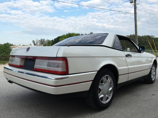 1989 White Cadillac Allante Convertible