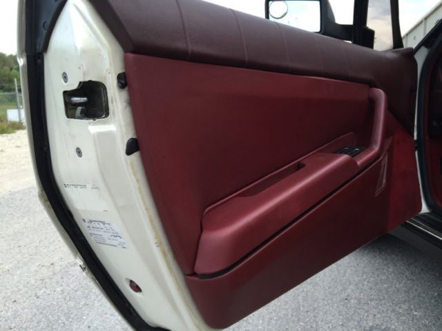 1989 White Cadillac Allante Convertible