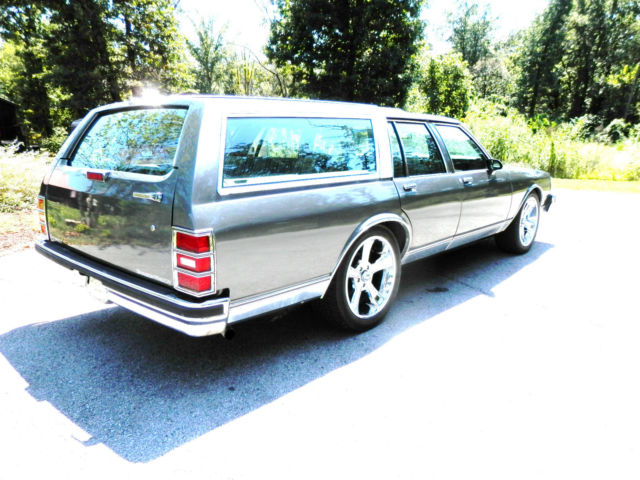 1989 CHARCOAL Chevrolet Capriceold Wagon