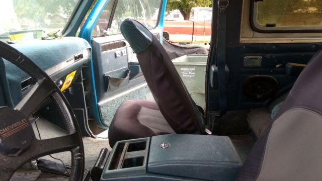 1989 Blue Chevrolet Blazer SUV