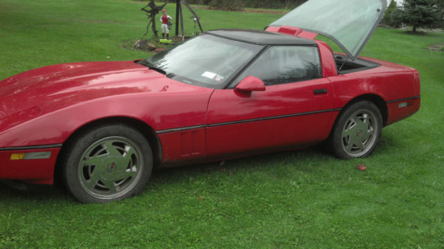 1989 Red Chevrolet Corvette Coupe