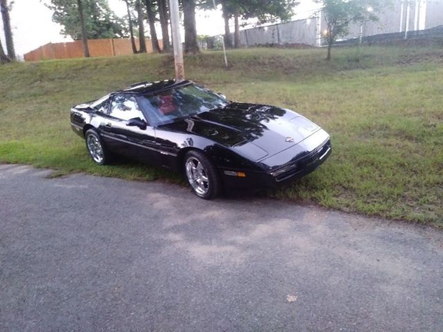 1989 Red Chevrolet Corvette Hatchback