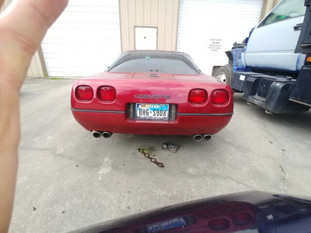 1989 Red Chevrolet Corvette Coupe