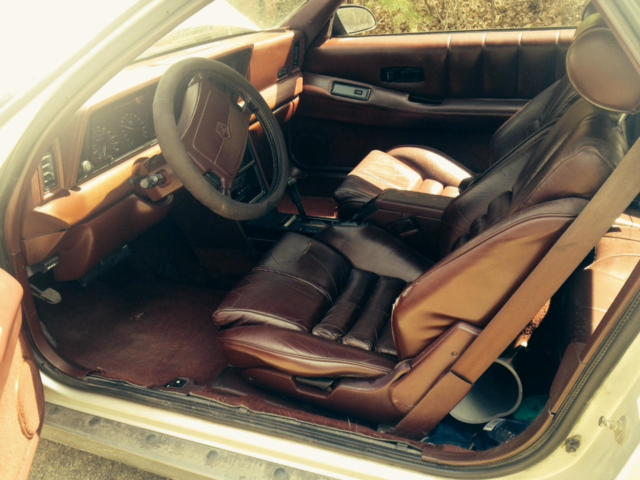 1989 Silver Dodge Daytona Coupe