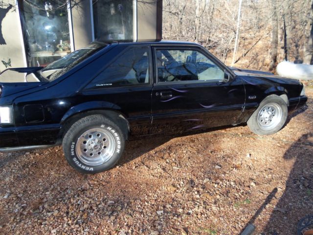 1989 Black Ford Mustang Hatchback