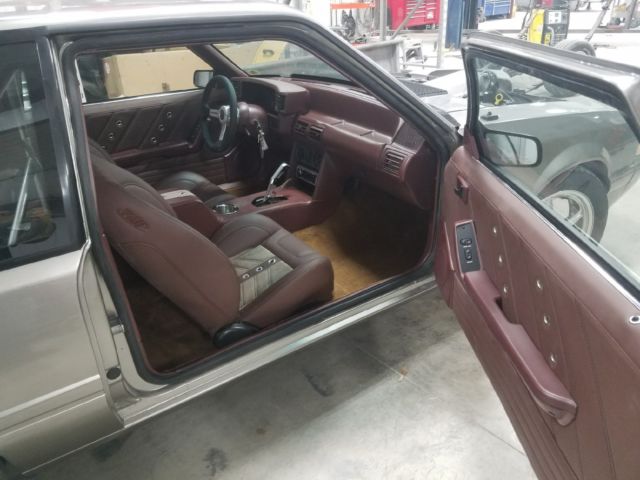 1989 Silver Ford Mustang Hatchback